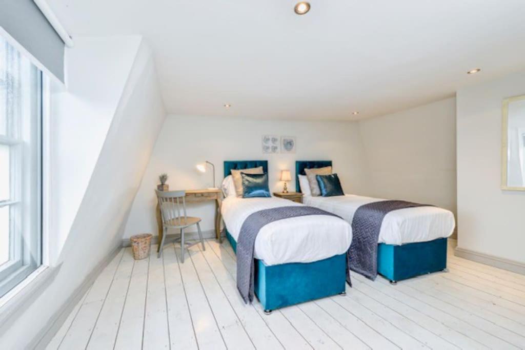 Victorian Townhouse - Stamford Centre - 2 Big Bedrooms, Living Room Kitchen Etc Tastefully Decorated Luaran gambar