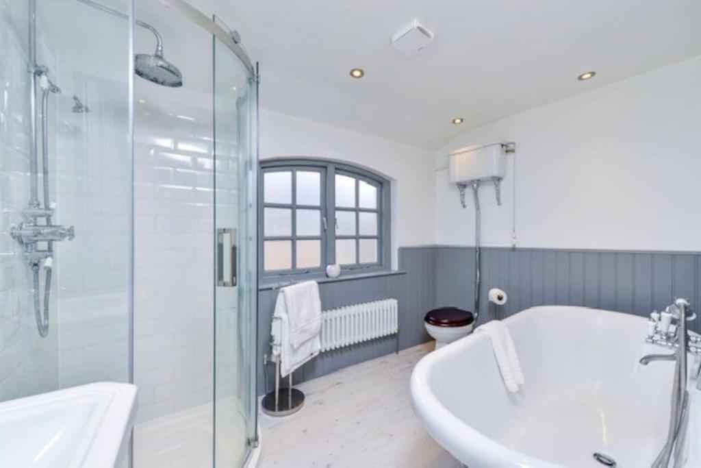 Victorian Townhouse - Stamford Centre - 2 Big Bedrooms, Living Room Kitchen Etc Tastefully Decorated Luaran gambar